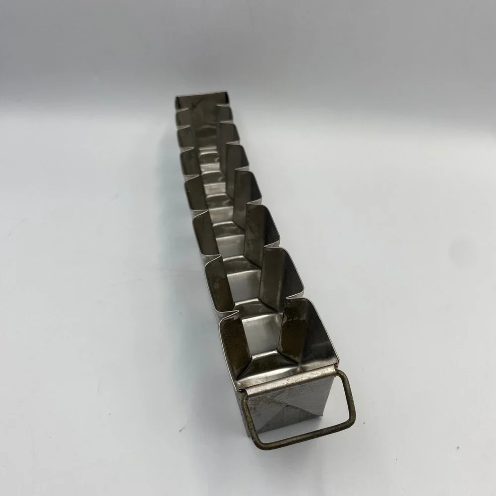 Vintage Industrial Metal‎ 8 Slot Ice Cube Tray Insert with Wire Handle Silver